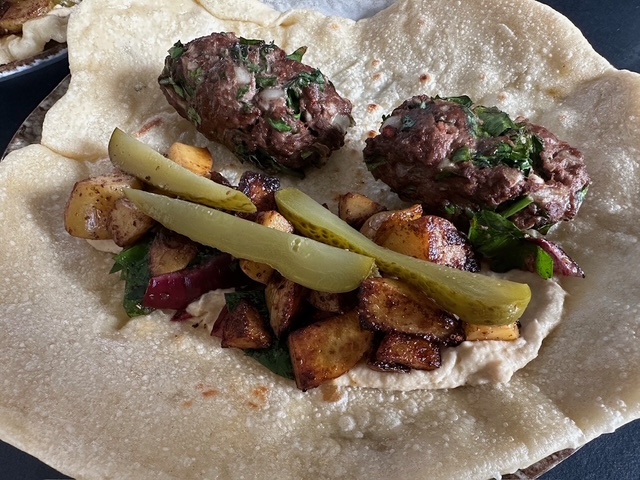 今日の献立、ケフタ・サンド