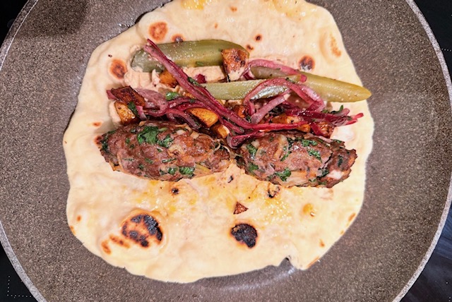 今日の献立、ケフタ・サンド