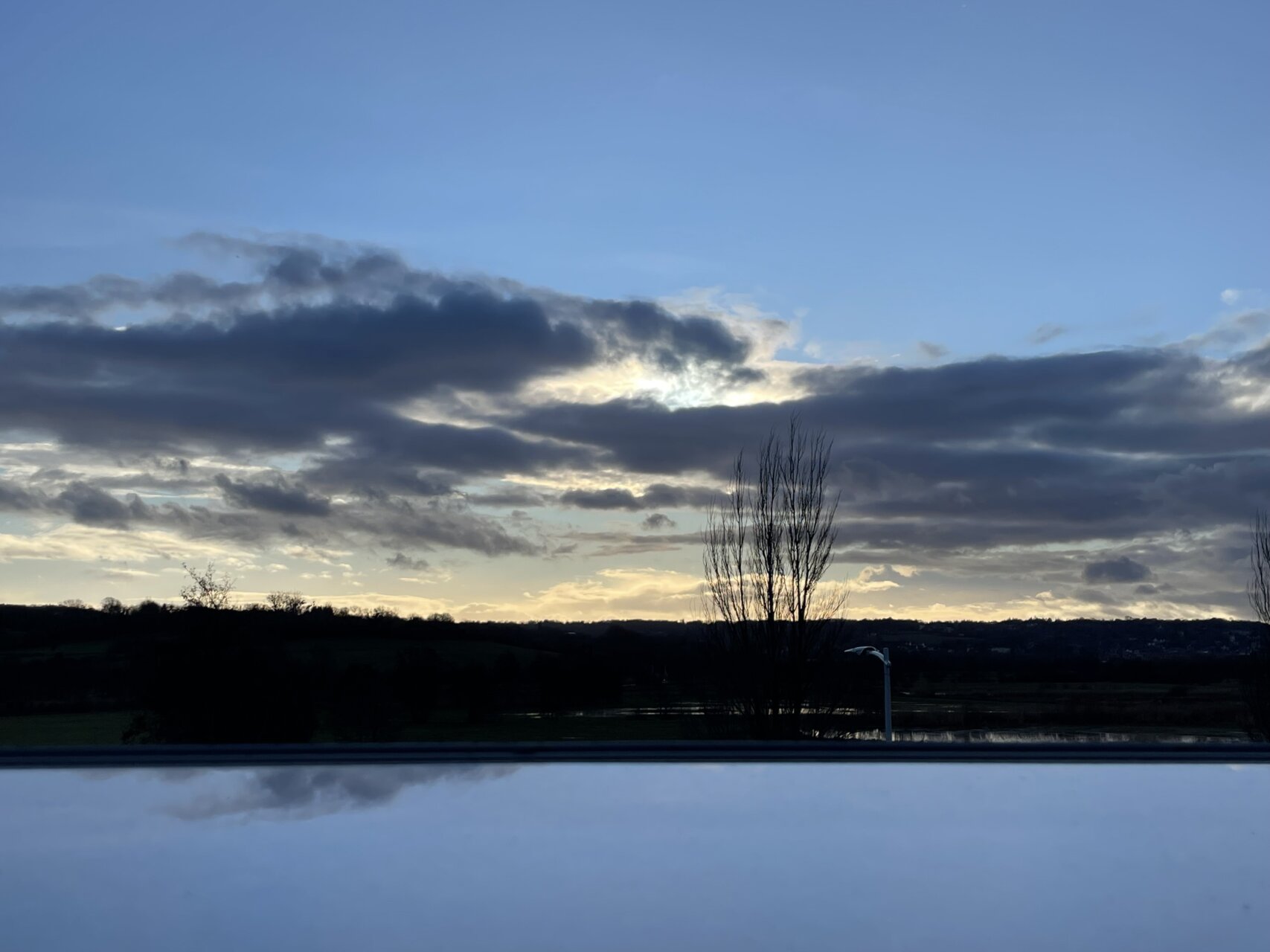 作家の隠れ家、秘密の執務室大公開!