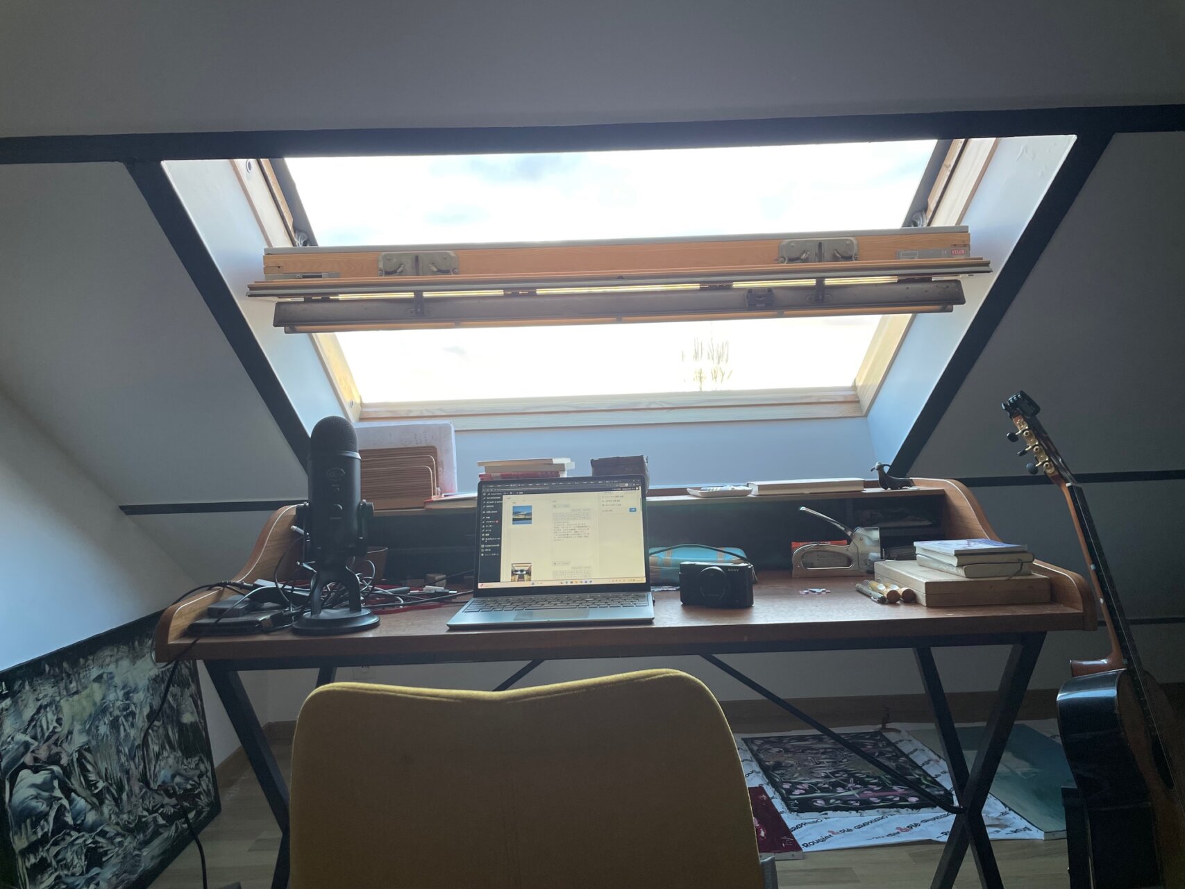 作家の隠れ家、秘密の執務室大公開!