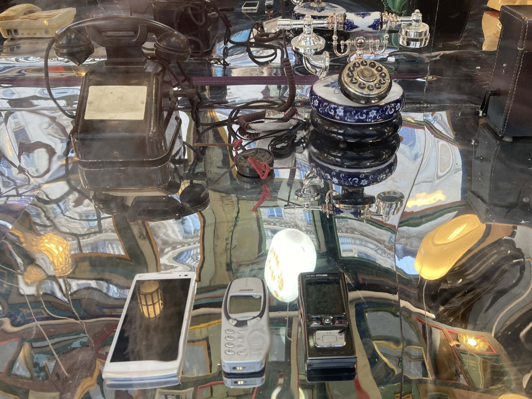 パリ・アート情報「パリの１月恒例アートイベント、スタート！ル・ボンマルシェ「Mois du Blanc」」