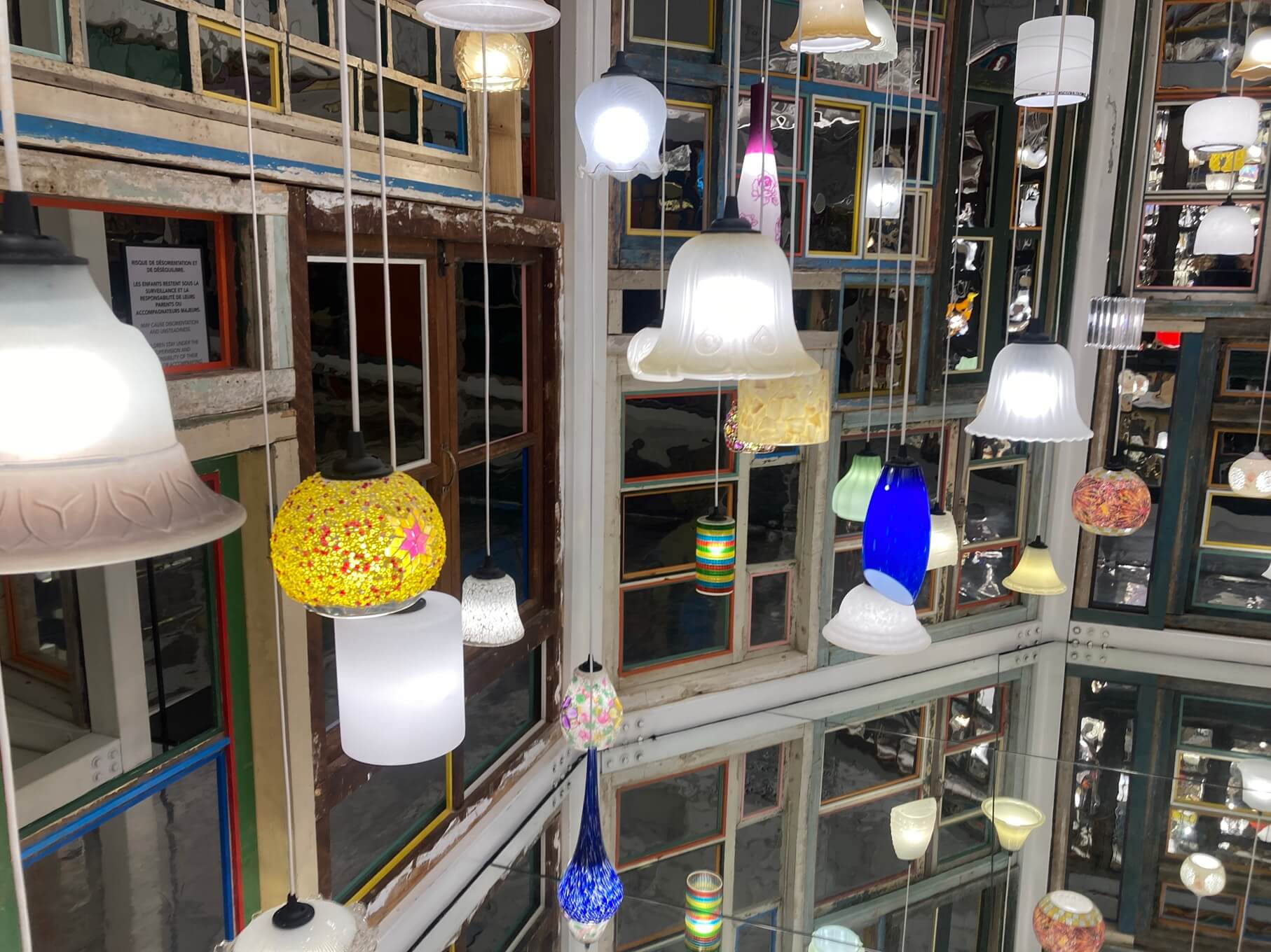 パリ・アート情報「パリの１月恒例アートイベント、スタート！ル・ボンマルシェ「Mois du Blanc」」