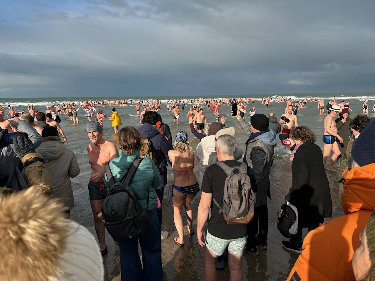 三四郎とチャールズから新春のご挨拶です!