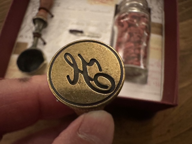 儚い光がアトリエに降り注ぎ、奇跡が起きた