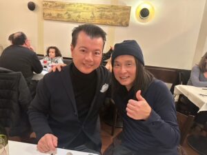 パリのど真ん中、えびすという名前の台湾料理店