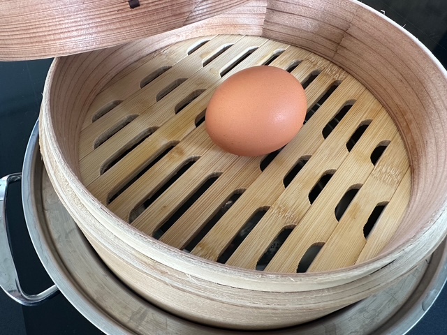 毎日が勝負飯、お隣の９０歳のおじいちゃん手作りのコンポート