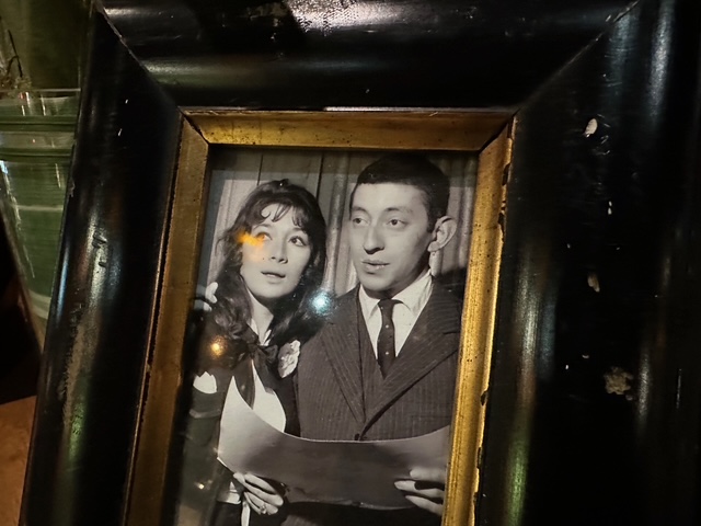 雨降りの夜、パリで詩人になる