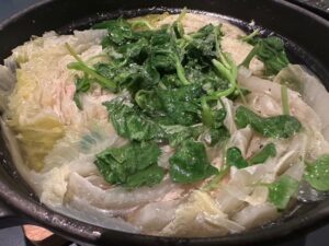 今日の献立、白菜のミルフィーユ鍋