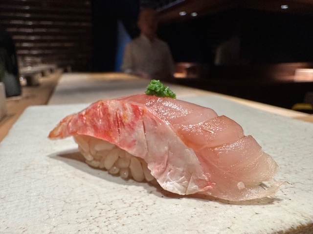 パリのすし屋のレベルに驚く父ちゃんの巻