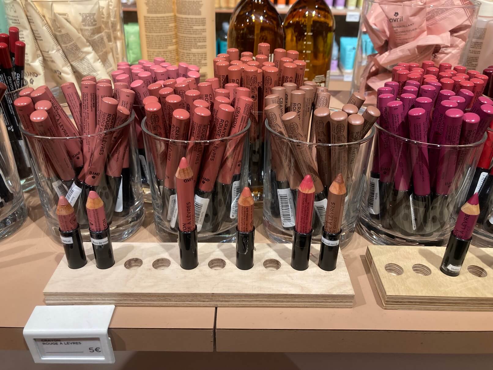 フランスのコスメショップで発見、“あなた次第”の美容文化