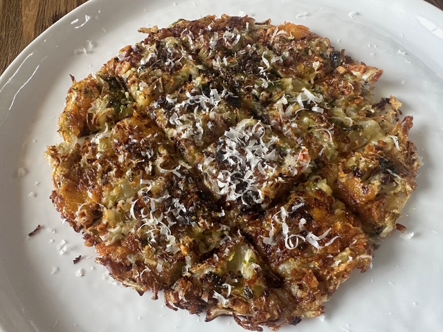 毎日が勝負飯、これ最高、キャベツ餅、笑