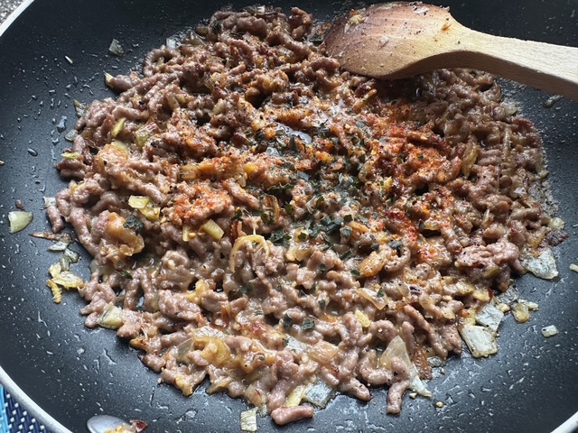 毎日が勝負飯、「牛豚合挽肉ラグー極上パスタ」