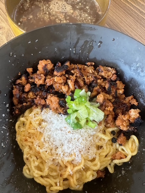 毎日が勝負飯、「忙しい時のインスタント飯」