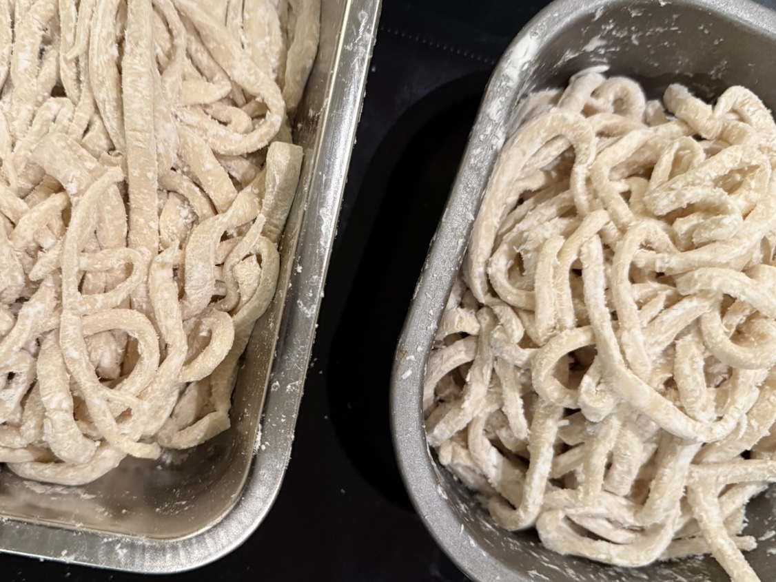 毎日が勝負飯、「アートな混ぜ麺」