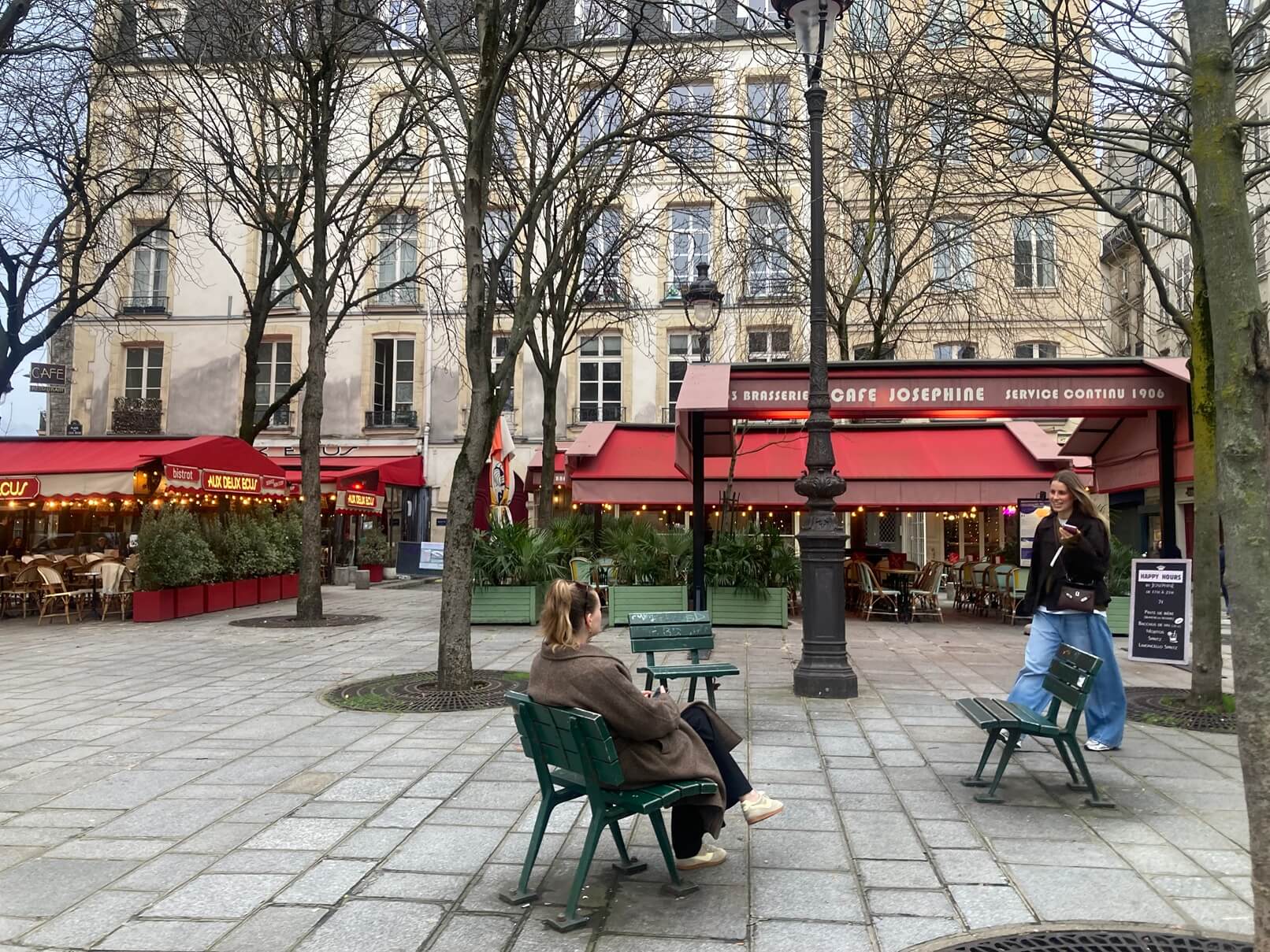 フランスのコスメショップで発見、“あなた次第”の美容文化