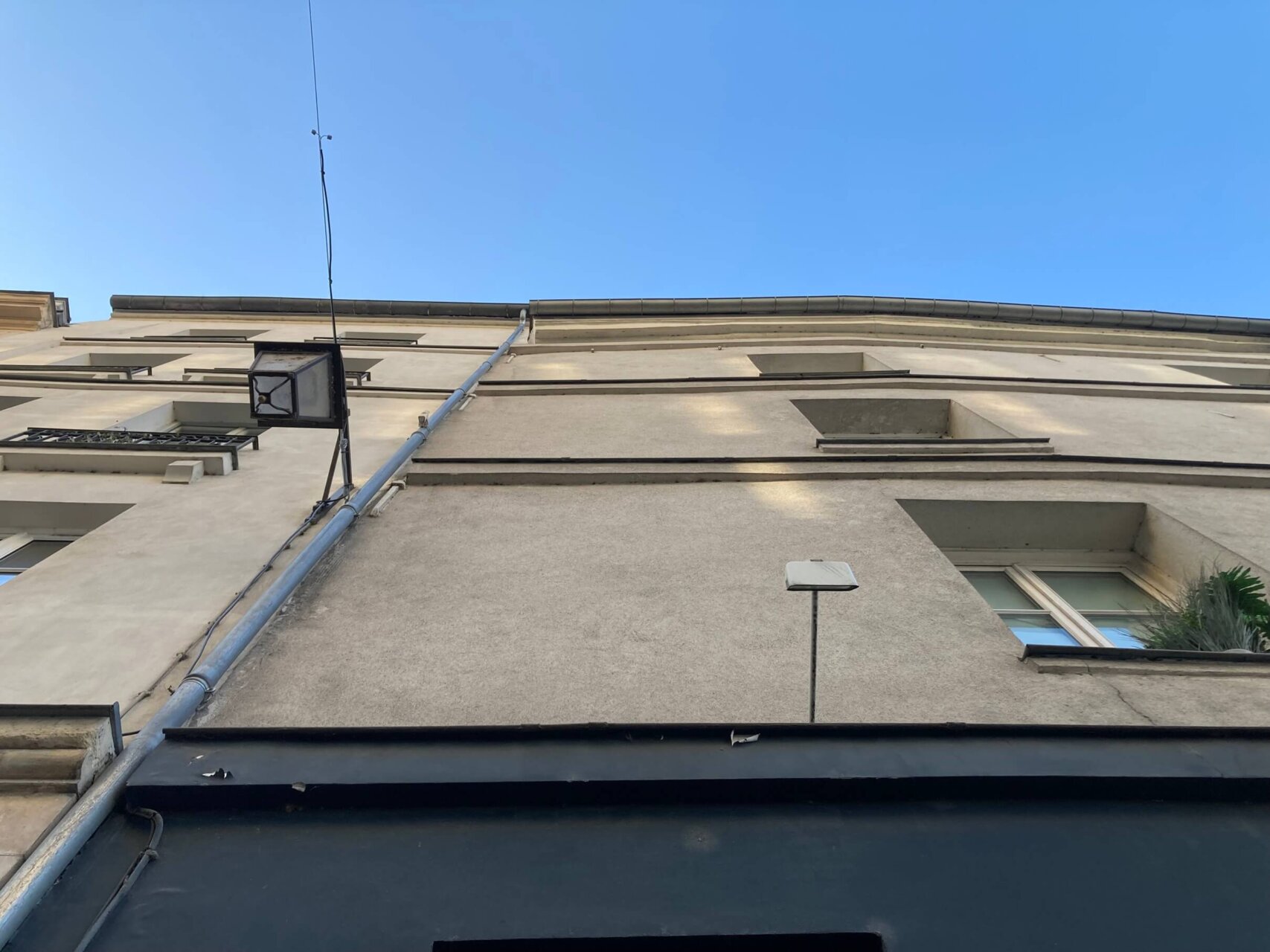 パリ・カルチャー情報「マンサード屋根、パリの景色をつくる屋根」