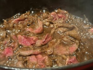 毎日が勝負飯、「黄金すき焼き」