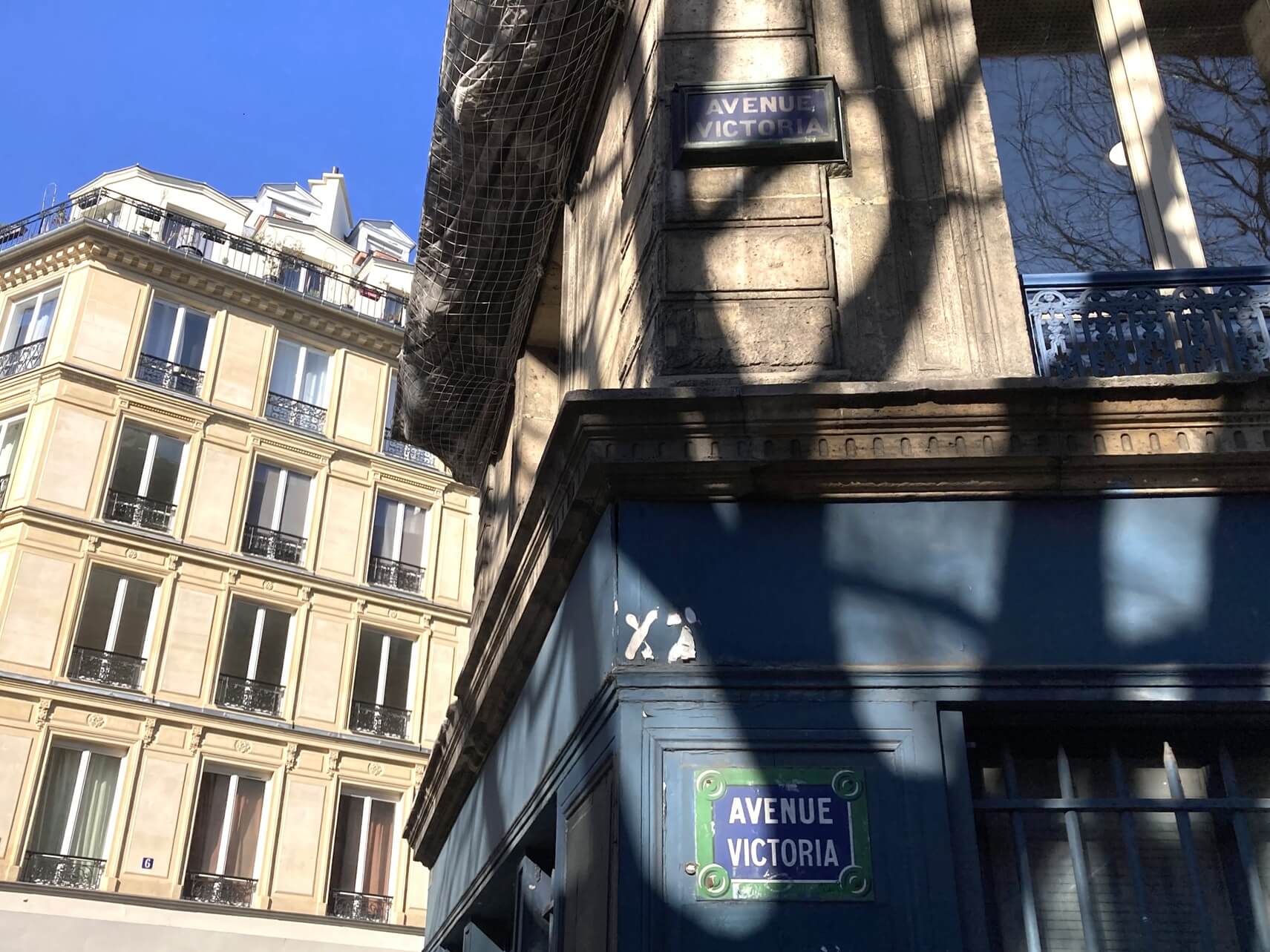 パリ・カルチャー情報「パリの通り名プレート、街に刻まれる小さな歴史」