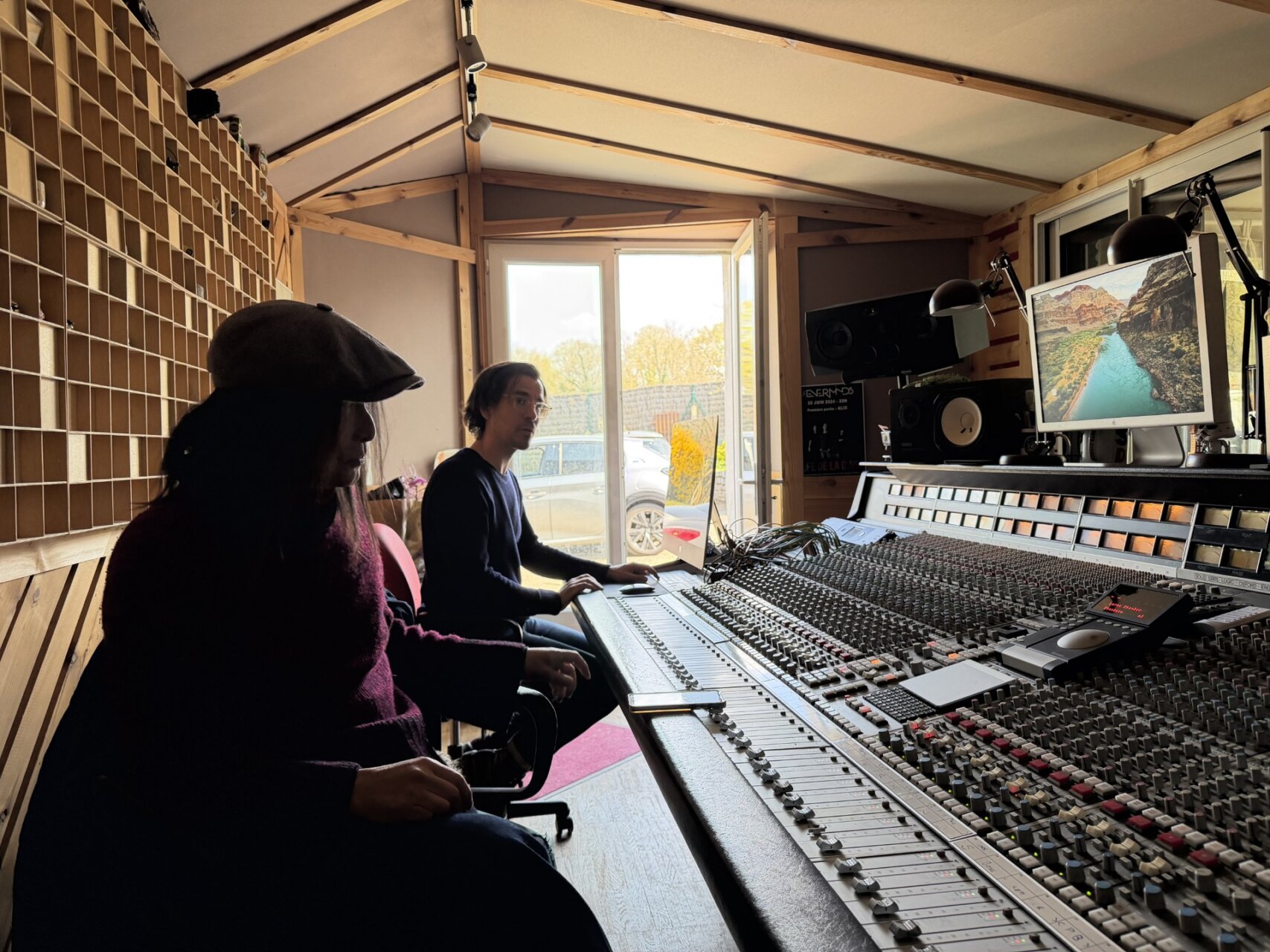 フランスバンドのレコーディングで歌ってきたよ