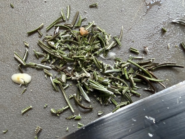 毎日が勝負飯、「ポーク・ブルギニヨン」え???