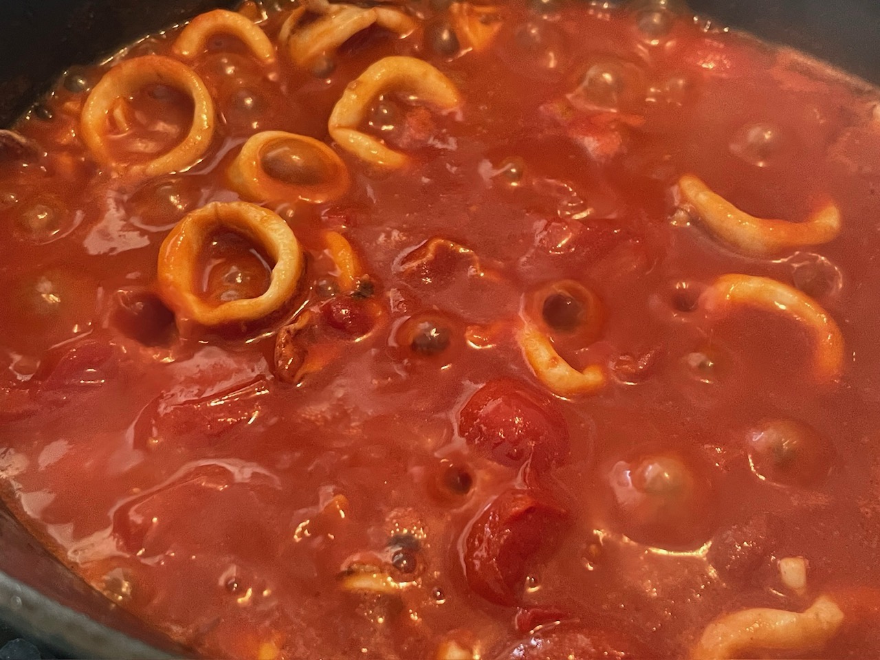 毎日が勝負飯、「おさらい、イカ&トマト煮込み麺」