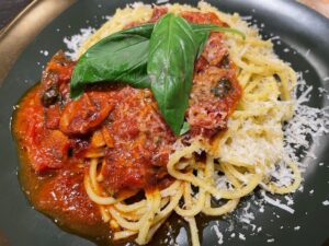 毎日が勝負飯、「おさらい、イカ＆トマト煮込み麺」