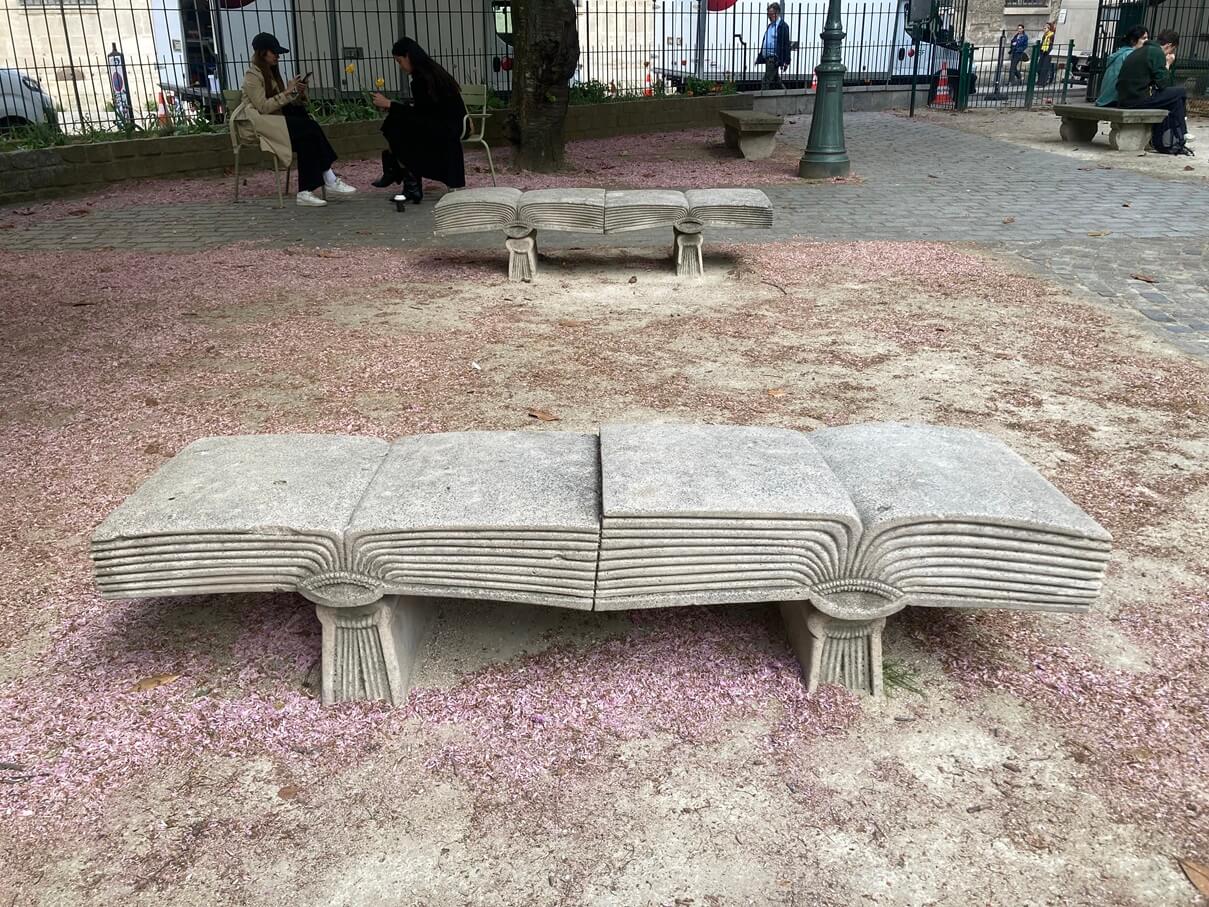 パリ・カルチャー情報「パリのベンチがつくる、滞在とフラヌリーの風景 」