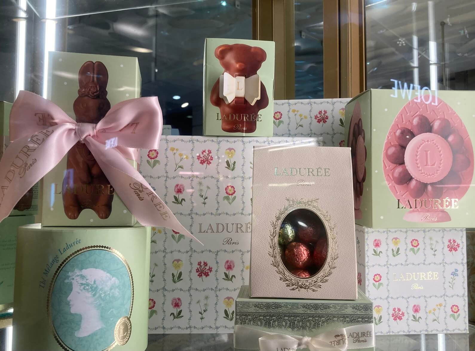 パリ・カルチャー情報「2026年、パリのイースターチョコ最前線。アートのような作品たち」