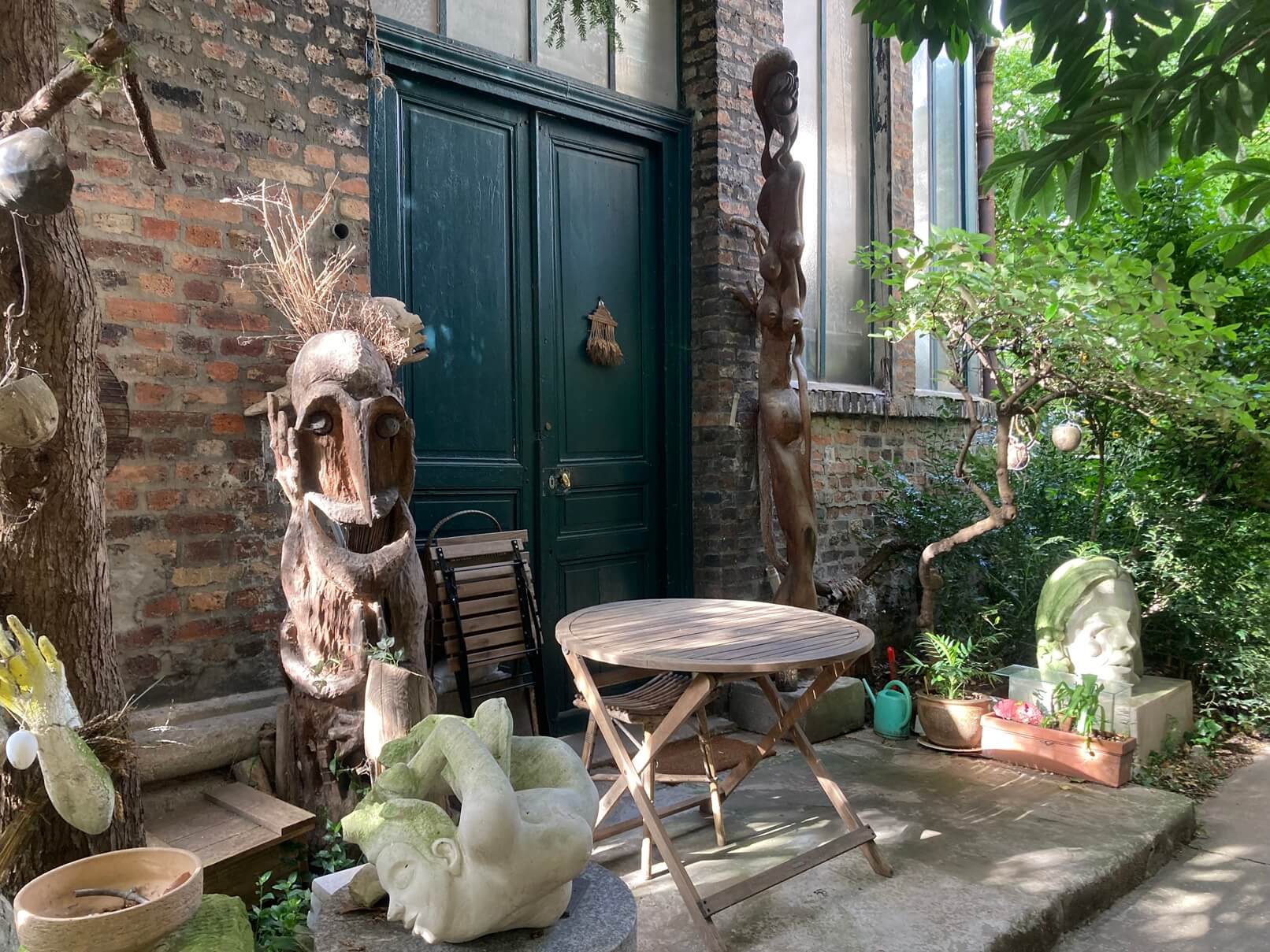 パリ・アート情報「普段は入れない、パリの芸術家コミューン“La Ruche”を訪ねて」