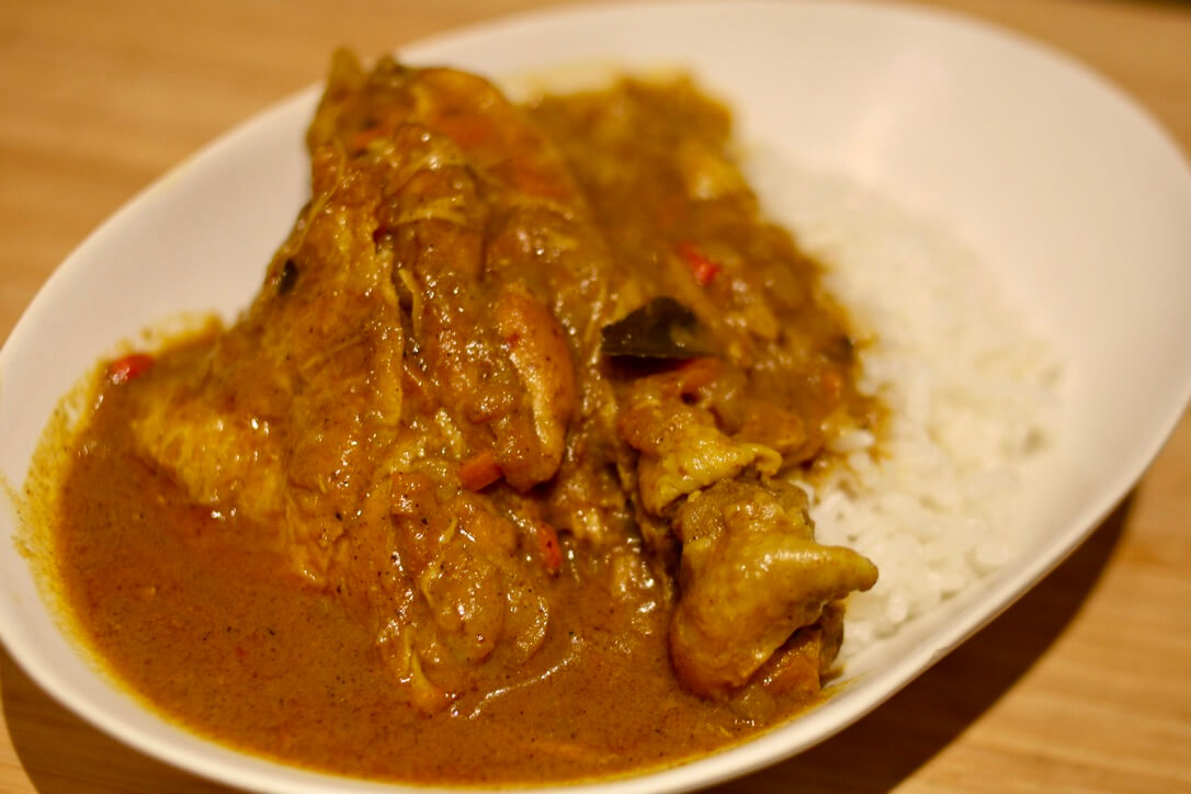 毎日が勝負飯、「人気のチキン・ココナッツ・カレー」