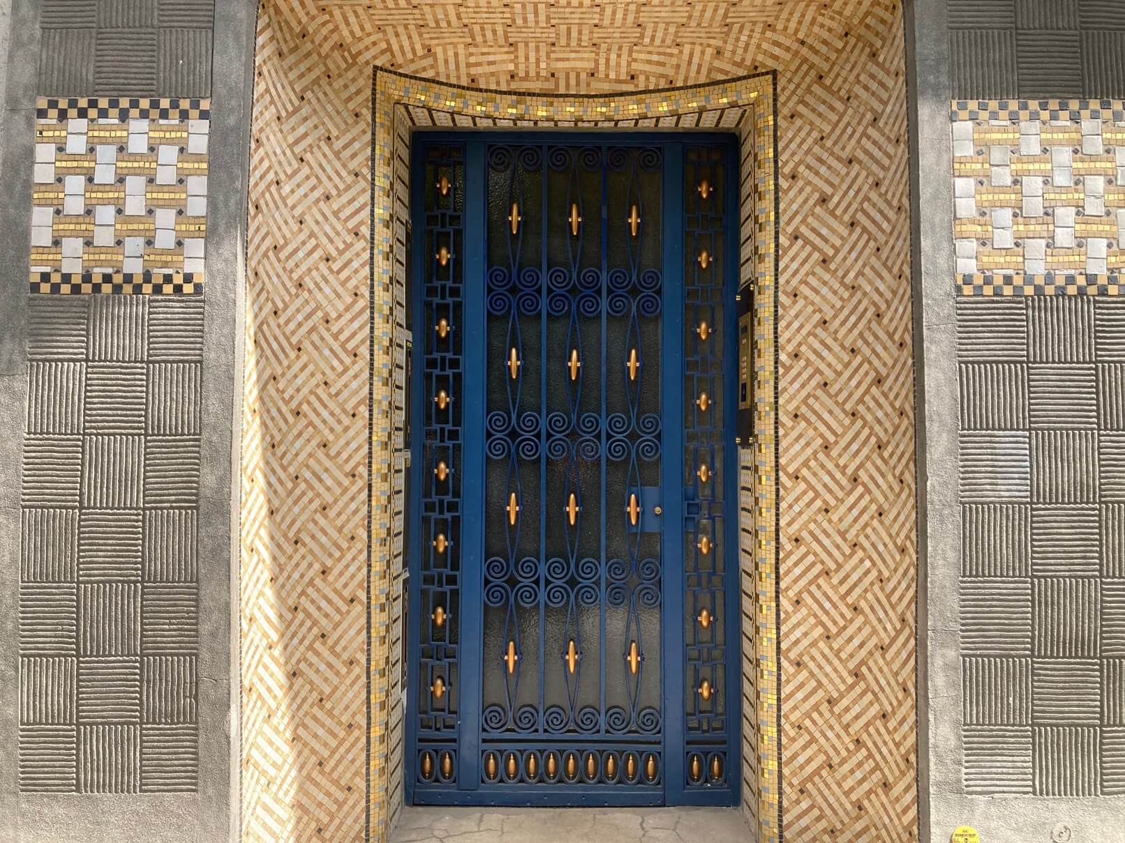 パリ・アート情報「彫刻家、ジャコメッティの気配を感じる、小さな美術館を訪れて」