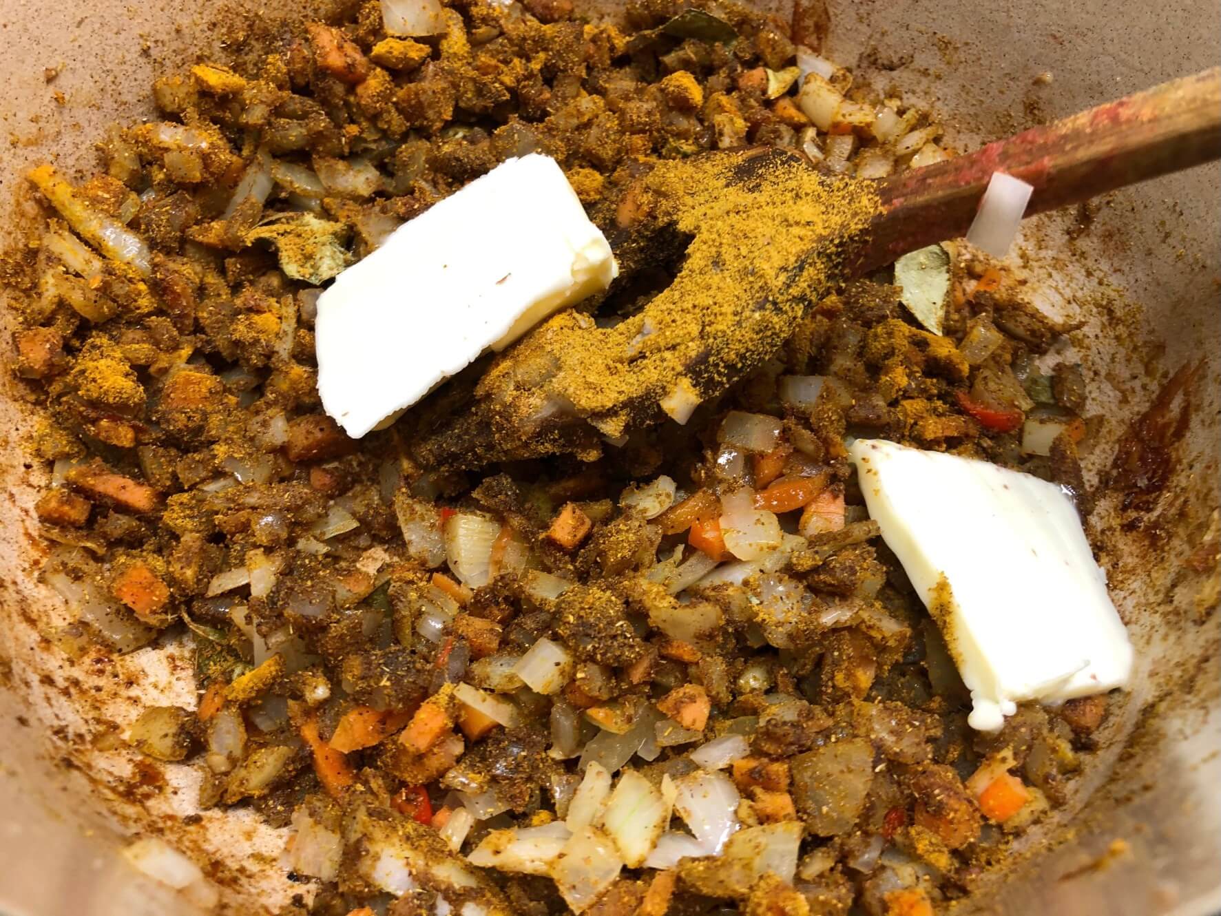 毎日が勝負飯、「人気のチキン・ココナッツ・カレー」