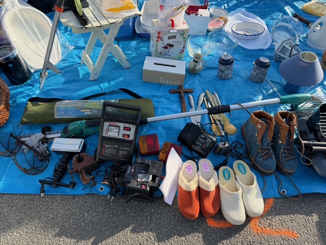 なんでも売っちゃえ、フランスのがらくた市