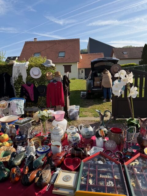 なんでも売っちゃえ、フランスのがらくた市