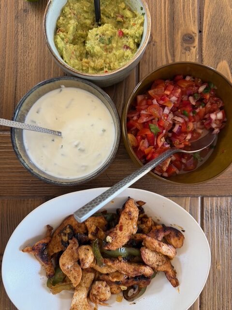 毎日が勝負飯「メキシコ風手巻き、ファリータ」