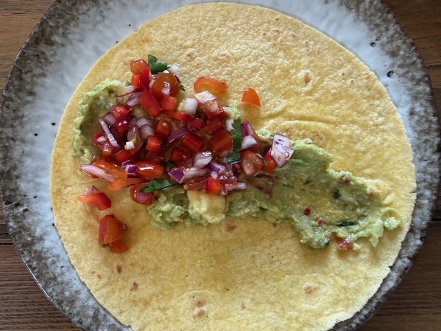 毎日が勝負飯「メキシコ風手巻き、ファリータ」