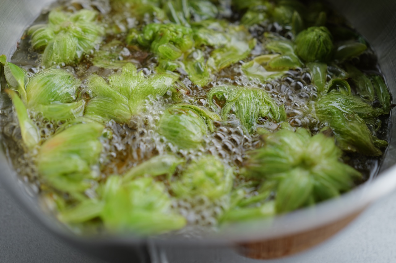 ほろ苦くて甘い蕗のとう味噌の焼きおにぎり