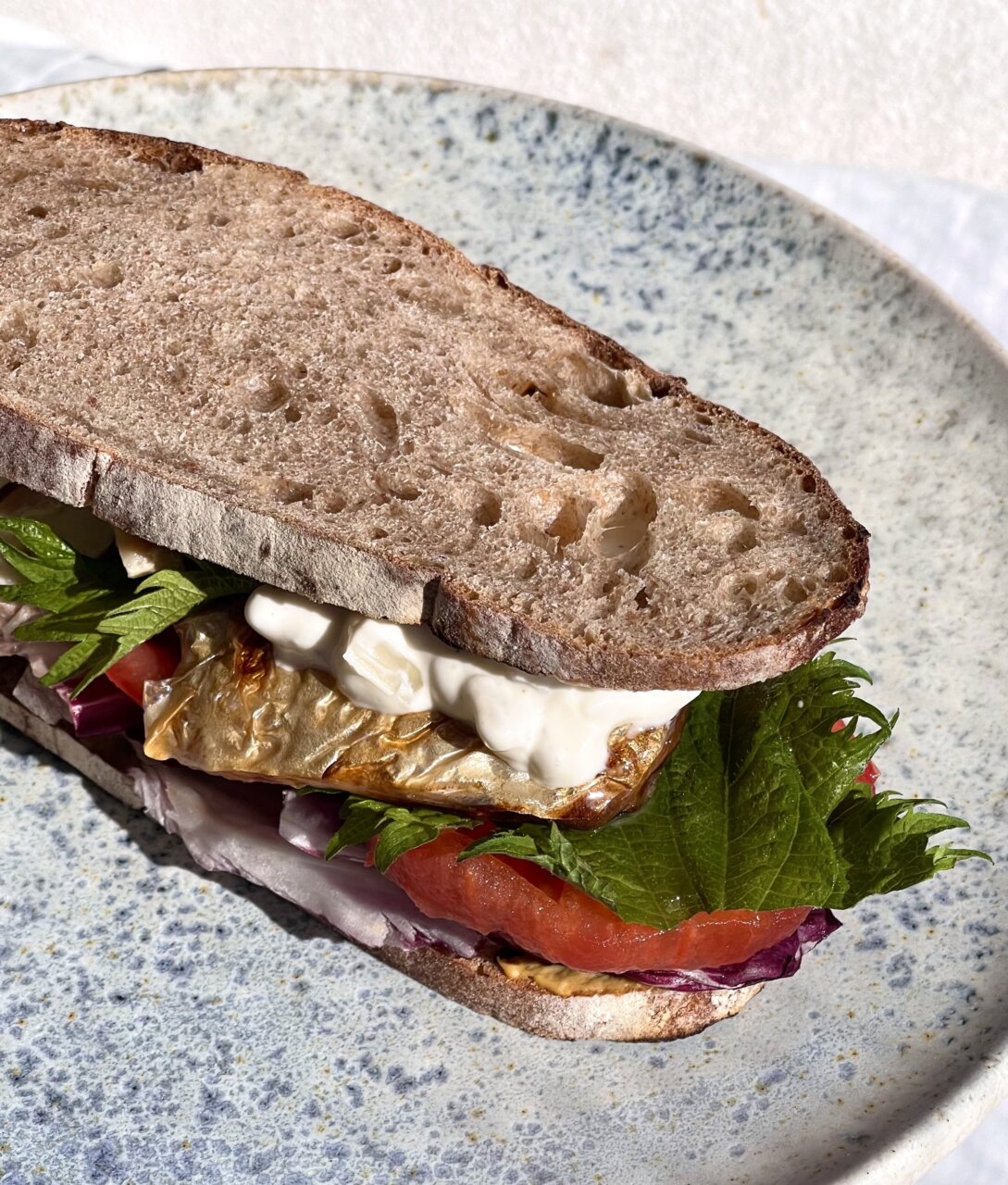 塩サバのサンドイッチ – 2026バージョン