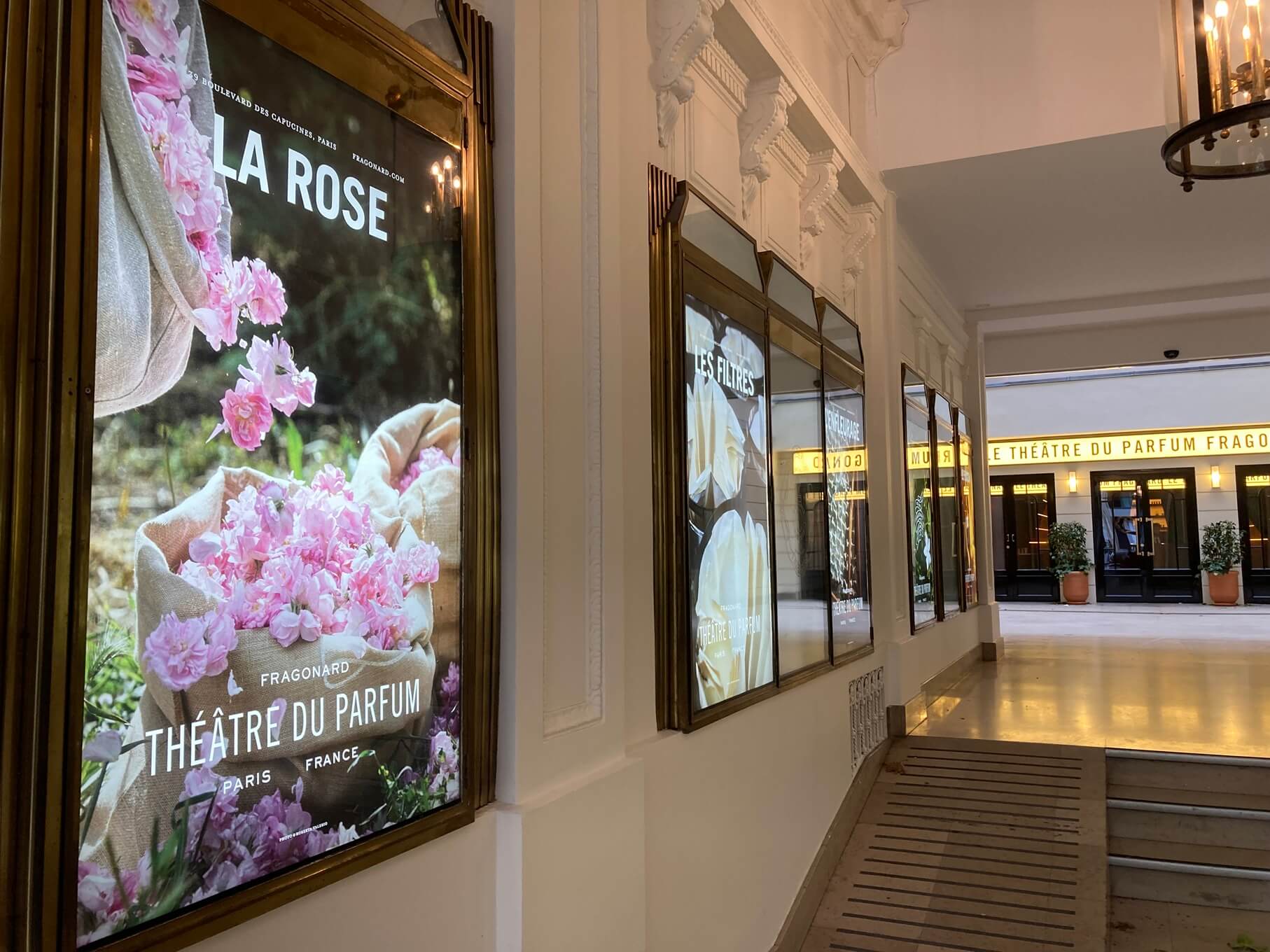 パリ・カルチャー情報「パリに新オープン、香りとコスメの劇場ミュゼ “Théâtre du Parfum”」