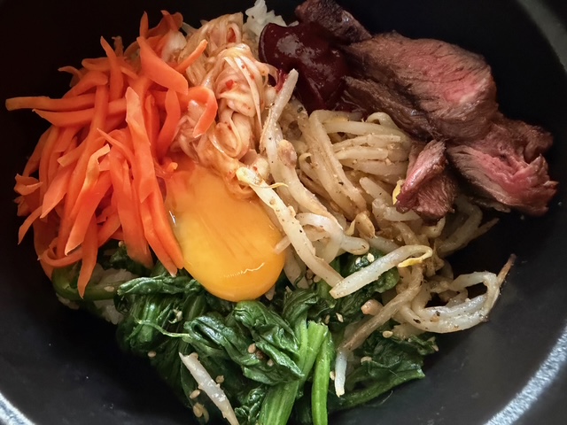 毎日が勝負飯「石焼きビビンバ」
