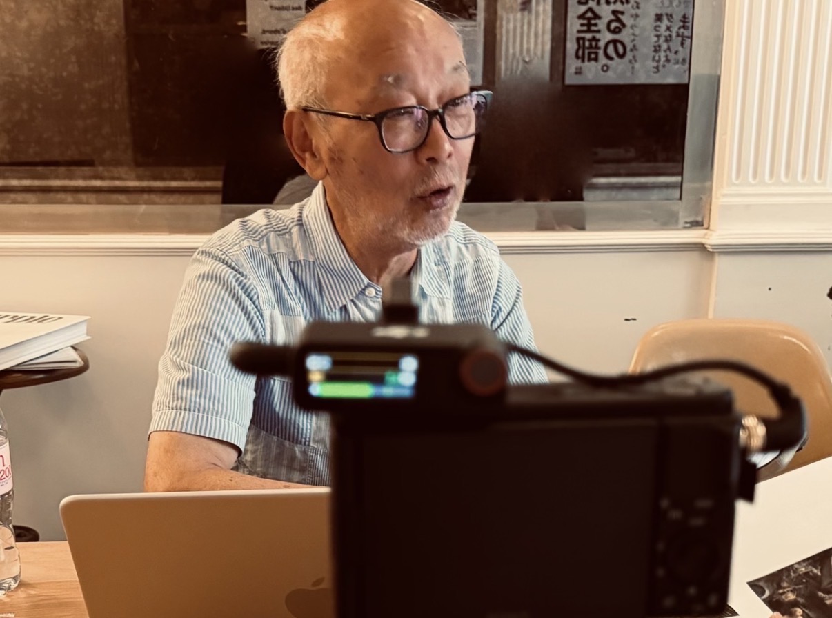 校長奮闘記「78歳、全世界旅をしながらパリに立つ」