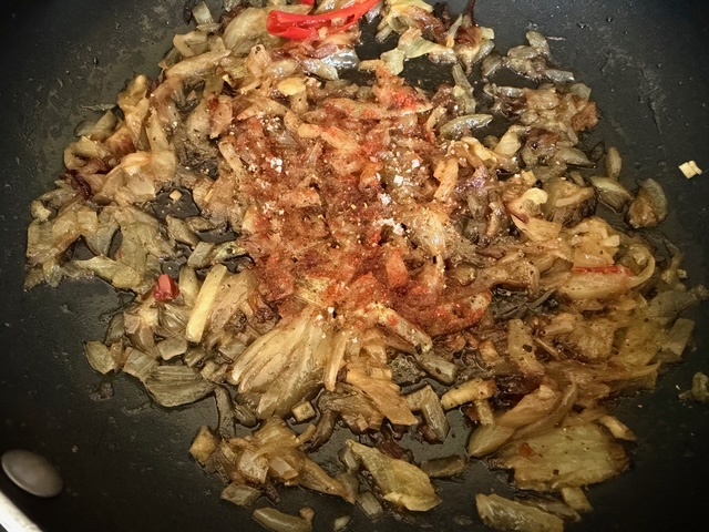 毎日が勝負飯、「たまねぎのパスタ」