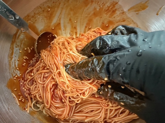 毎日が勝負飯、「ビビングクス」