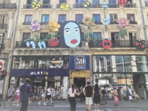 パリ・アート情報「銀行跡のオスマン建築がアートの館に。パリのアートスペース、59 リヴォリ」