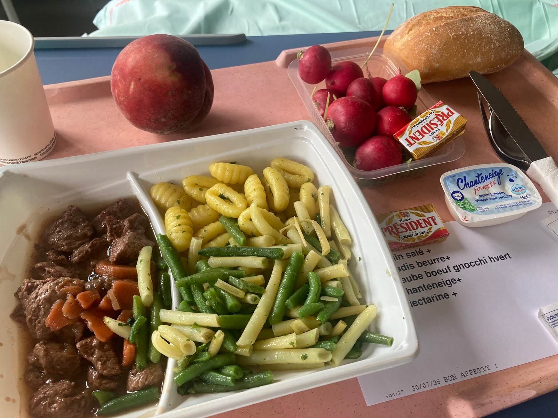 日本とこんなに違う、フランスの病院食