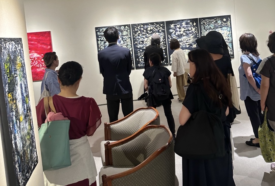個展二日目、だんだん、盛り上がってきました。