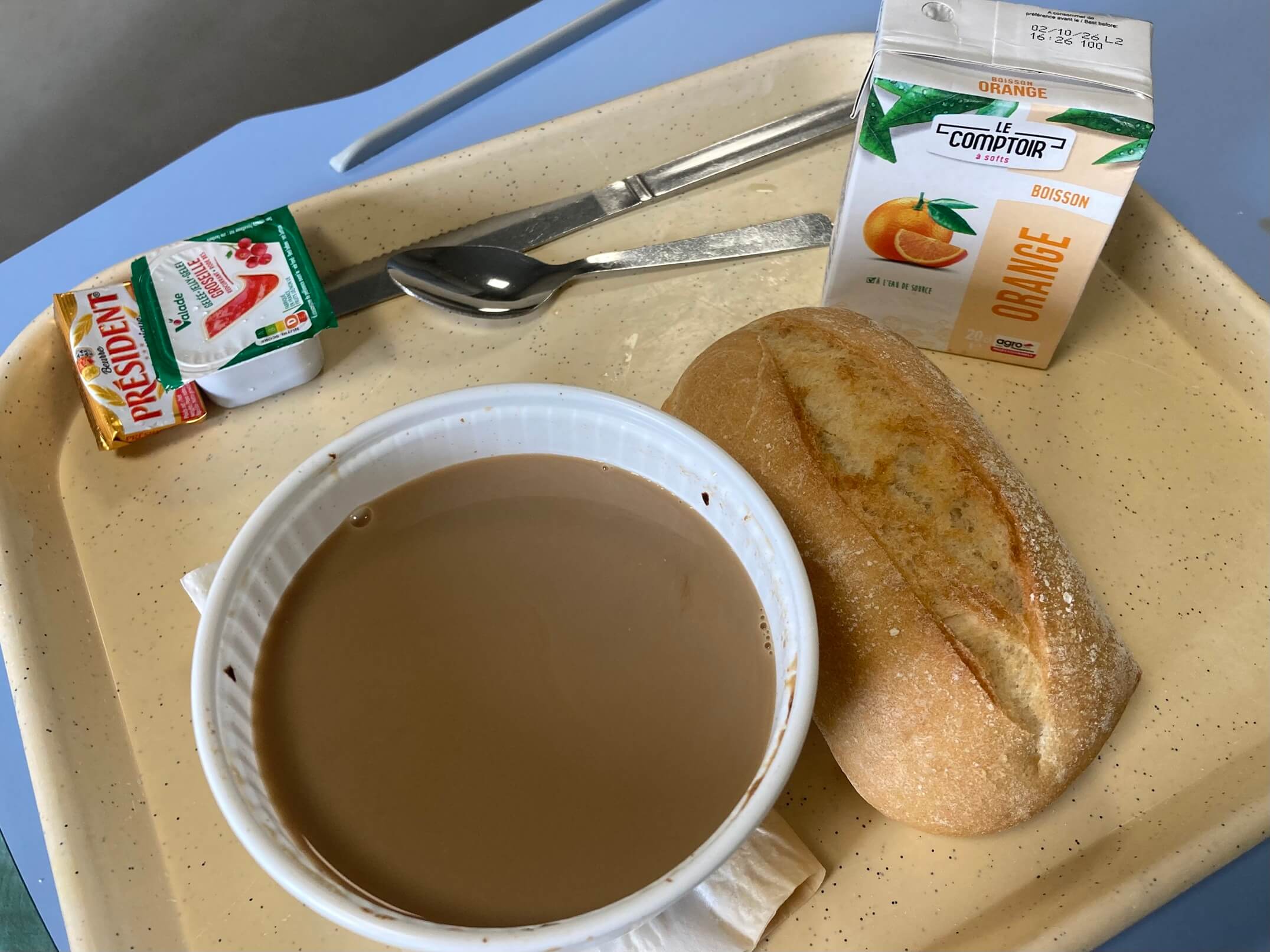 日本とこんなに違う、フランスの病院食
